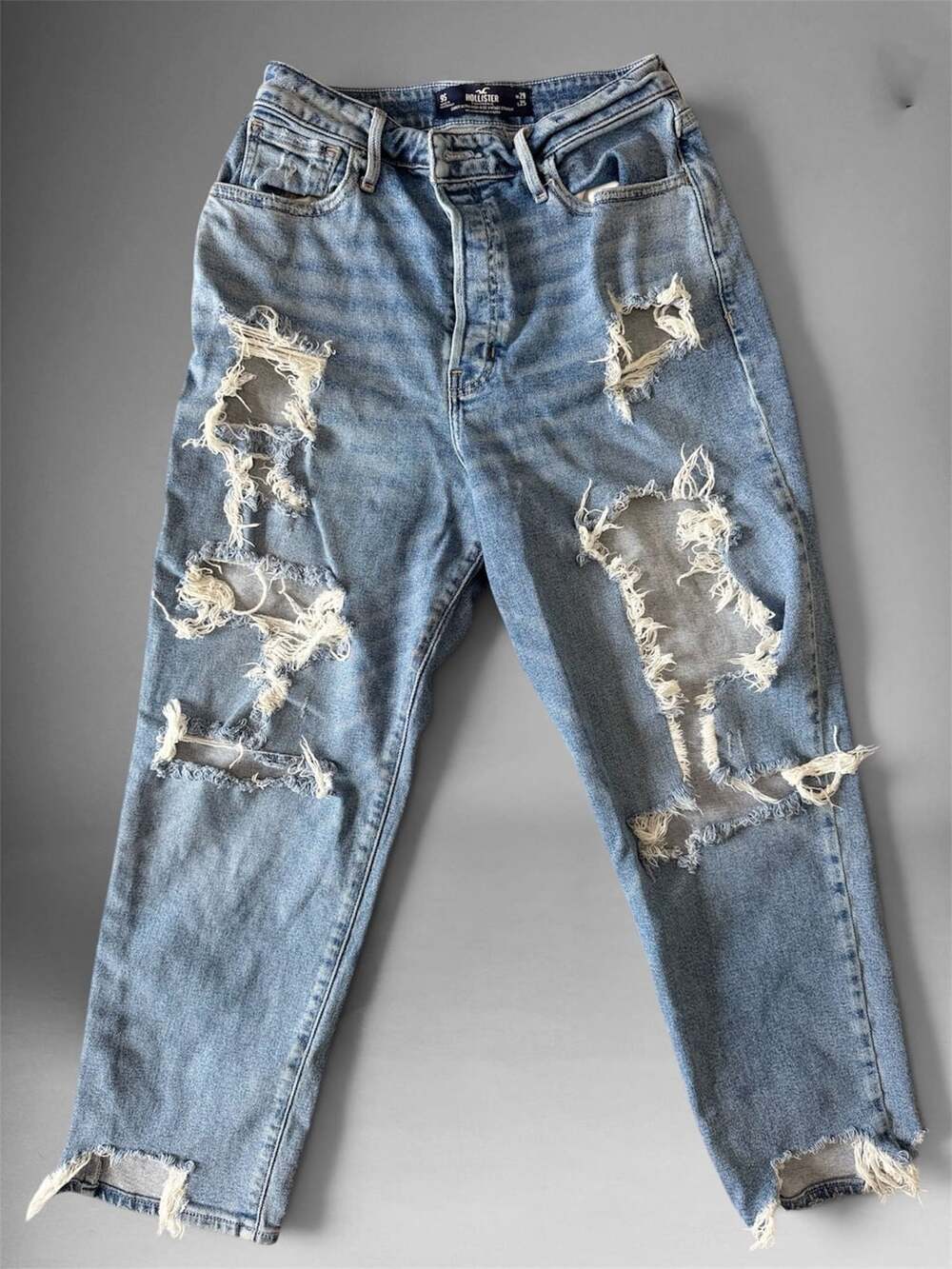 Hollister Curvy Ultra High-Rise Vintage Straight Jeans Size 9S W29 L25